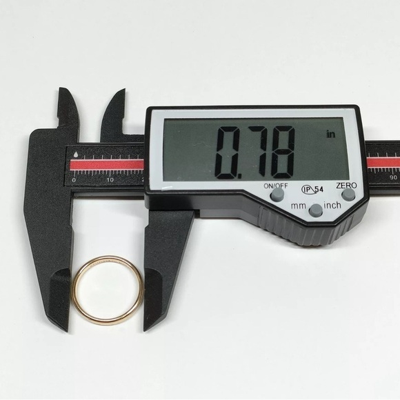 Tiffany and Co. Ring Classic Band Ring 18K Yellow Gold - Picture 7 of 7